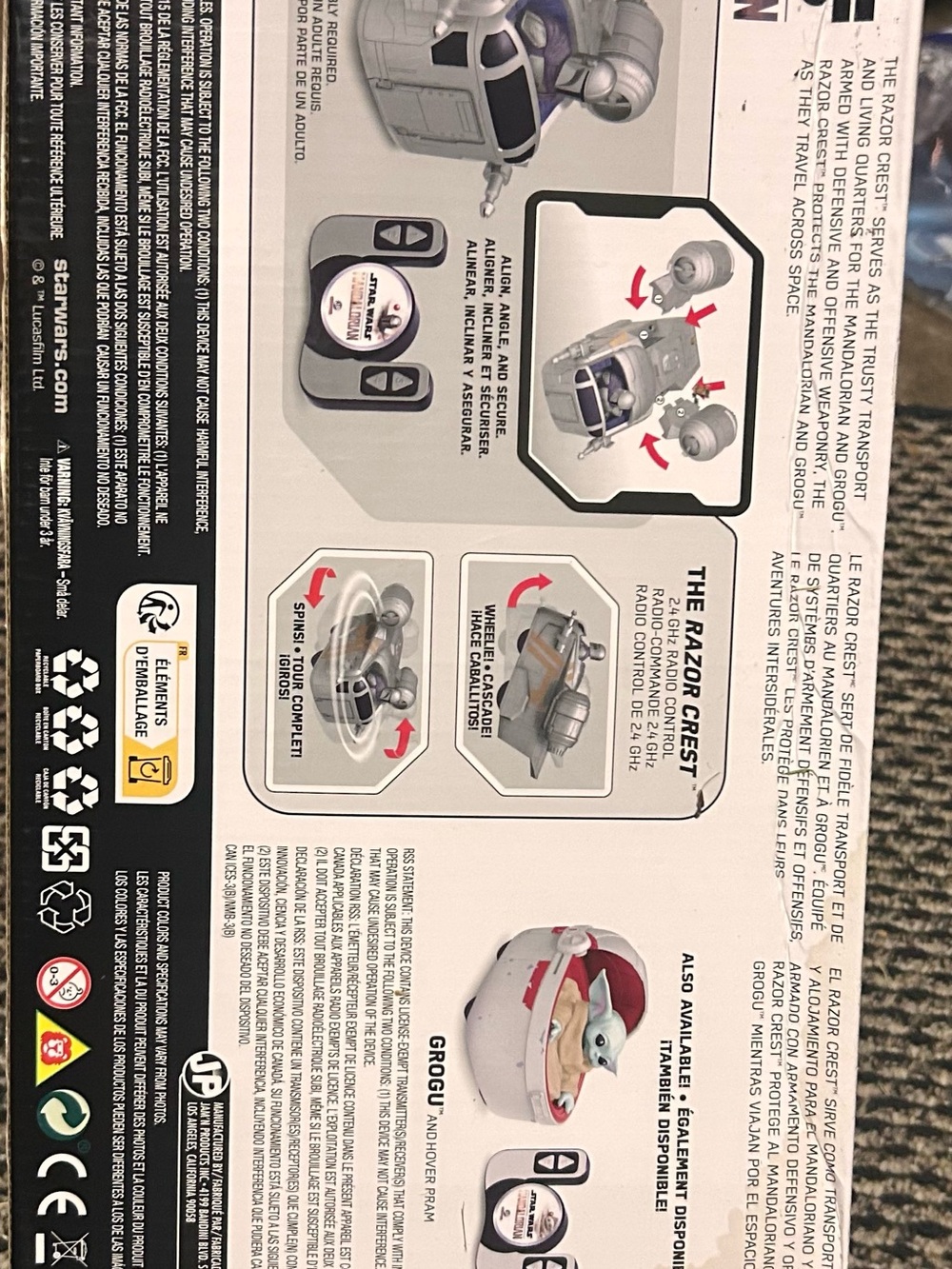 Star Wars Razor Crest RC Vehicle with Grogu — White, Gray, Red
